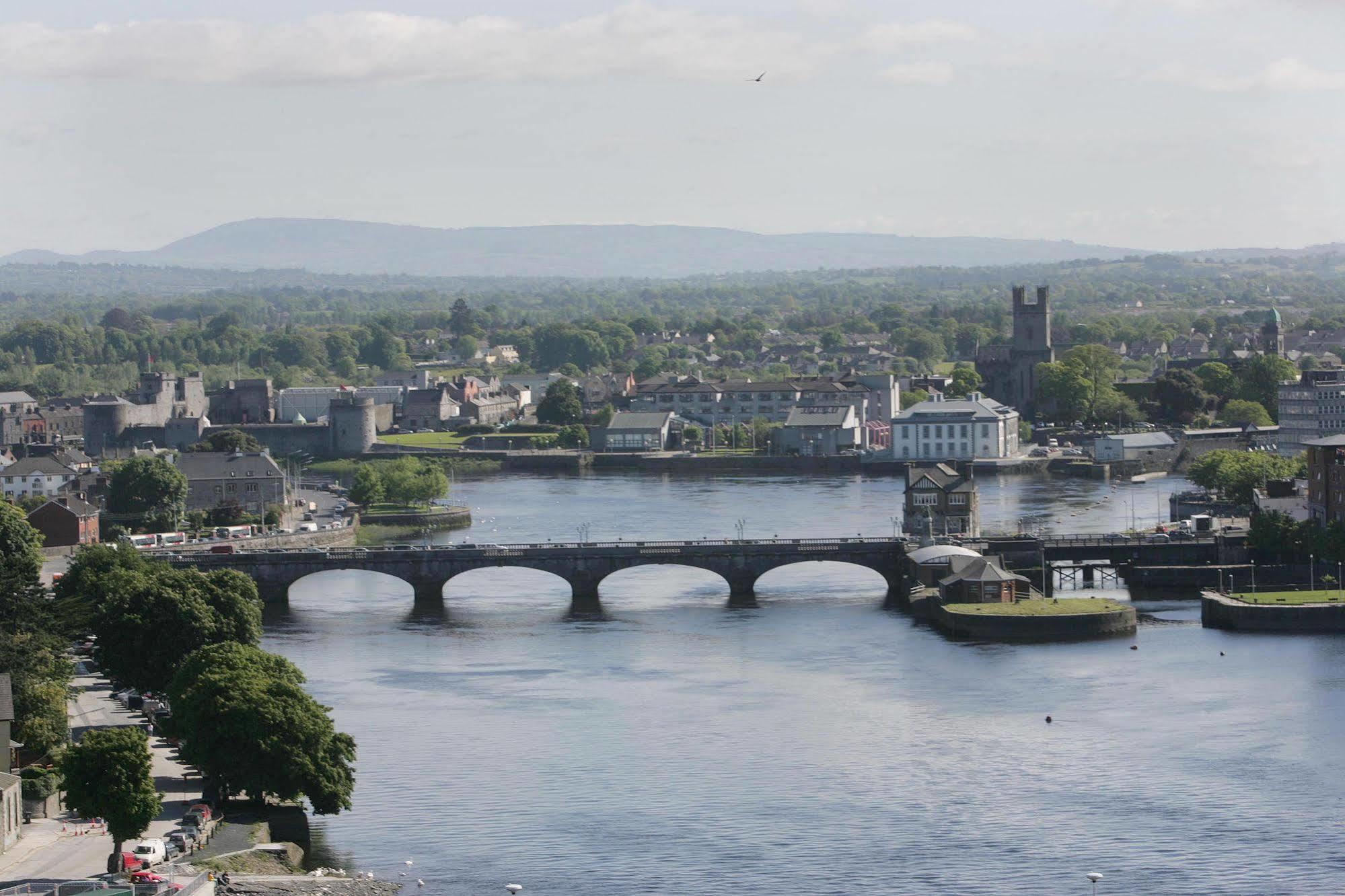 Troy Self Catering Village Limerick Ireland Exterior foto